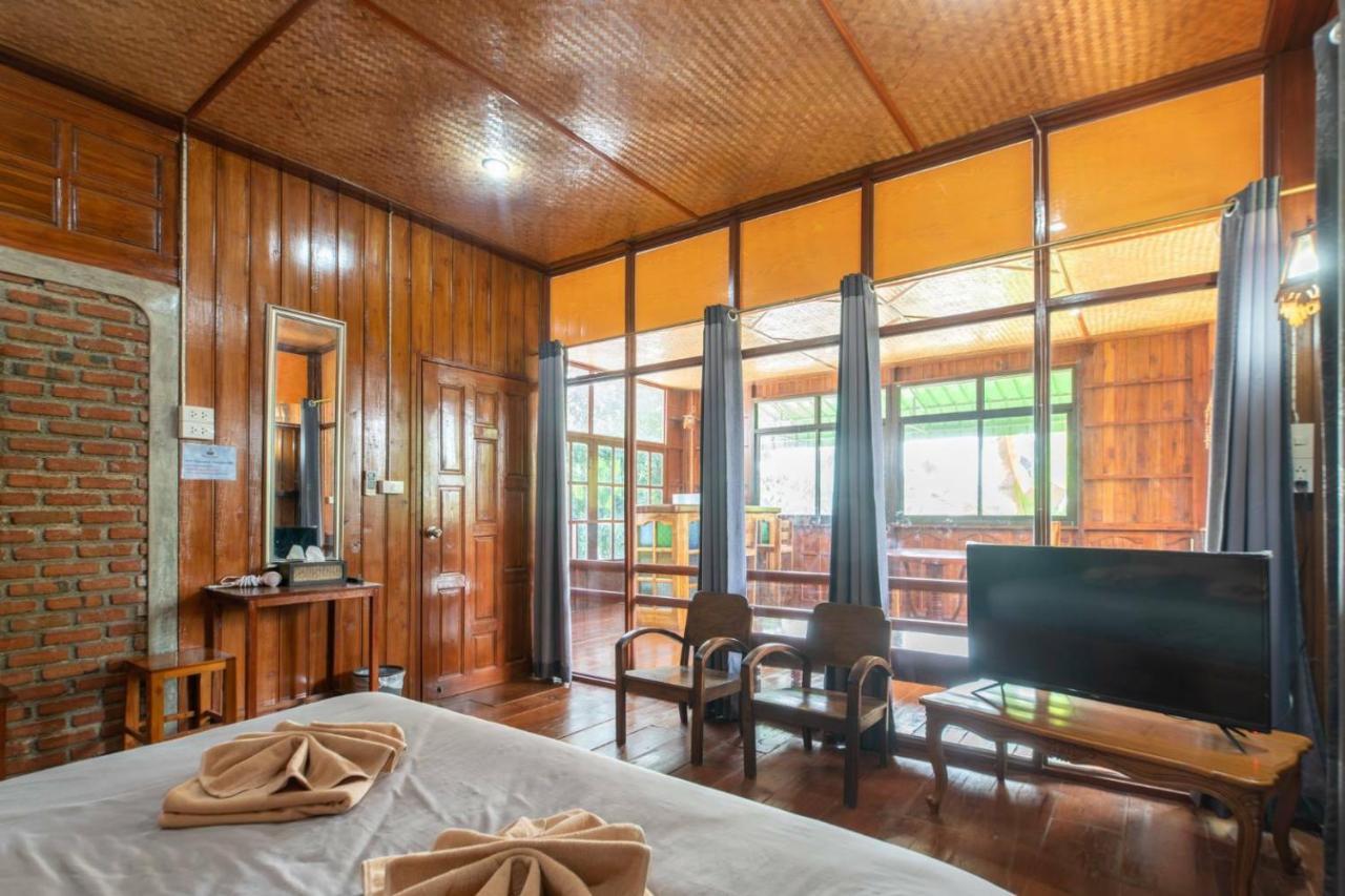 Kanecha'S Home Lampang Bagian luar foto
